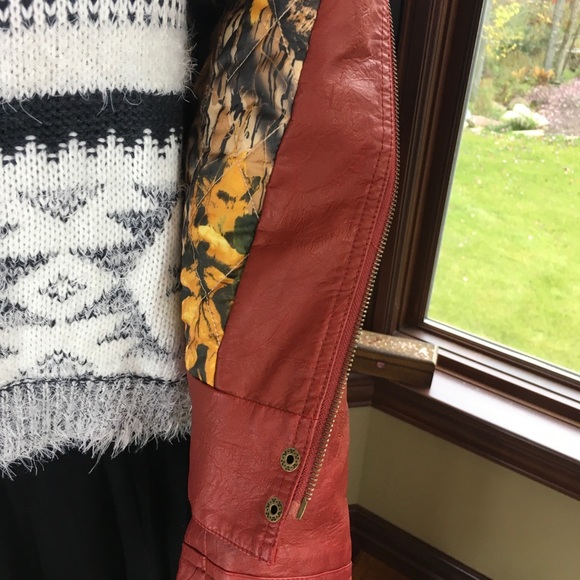 Fully Lined Faux Fur Trim Regent Park Jacket - Picture 12 of 16